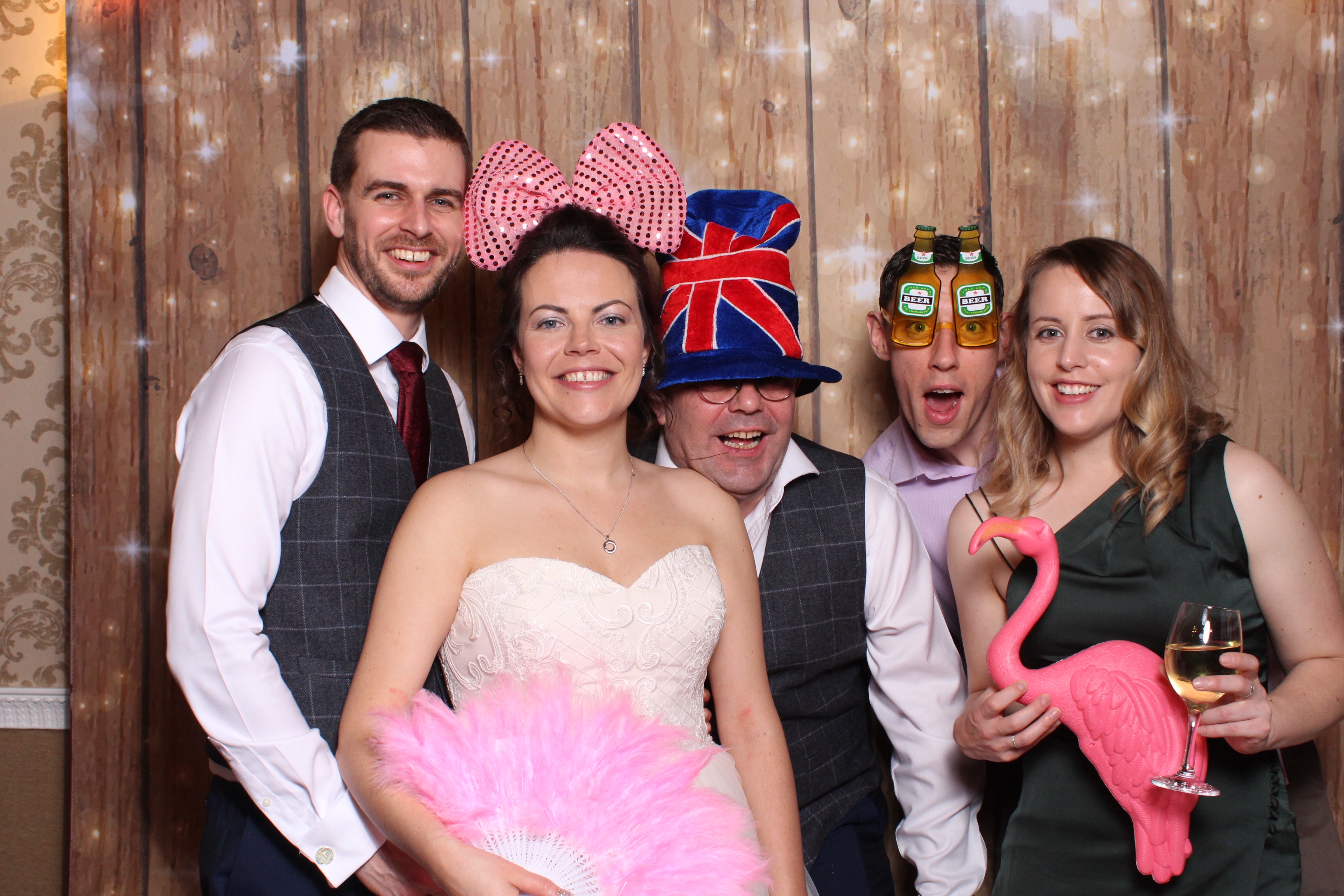 Mr & Mrs Sewell  | View more photos from the event at gallery.magicimages.uk/u/MagicImages/Mr-Mrs-Sewell